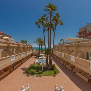 Hotel RH Casablanca Suites - 1