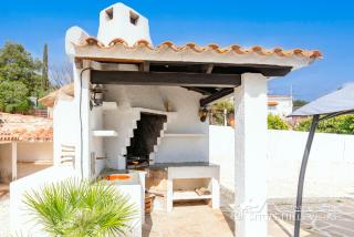 Villa Caliza in Cunit with Private Pool and large garden - air conditioning in bedroom - Cunit - 3