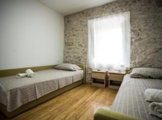 Apartments Stone House Murter - Murter - 2