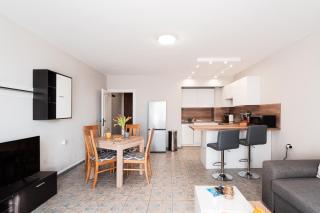 Varna City by RV Apartments - Warna - 0