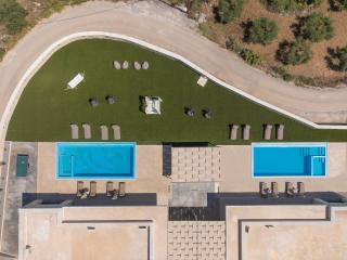 Villa Lux Solis - With 2 Pools - Khoumérion - 7