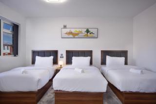 Empire Inn - 2