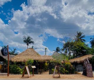 Rustic Cabanas & Restaurant - Arugam Bay - 9