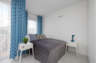 Bright Apartments Close to City Centre by Noclegi Renters - 7