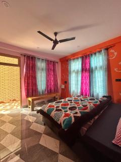 Golden Luck MANN CAFE - 2