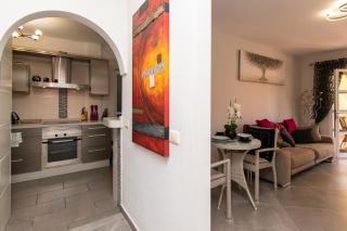 Wonderful 2 Bedroom Apartment Costa Adeje Tenerife - Adeje - 2