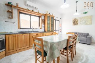 Spacious 3BR Maisonette with Terrace in Marsascala by 360 Estates - 6