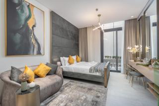 Modern Studio by Czechin JVC Prime Location - 4