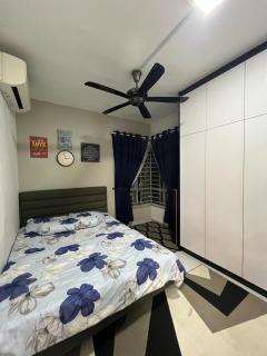 Homestay Rifhan D Tasik Biru - Rawang - 3