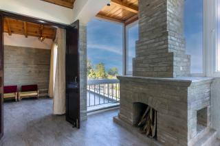 Shree Parijat Resort - Luxury Resort in Mukteshwar - 1