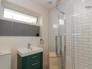 Hillside - Cheltenham - 1