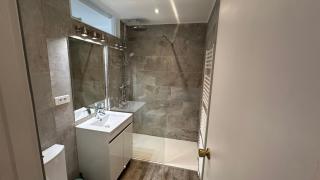 Appartement Neuf - Six Fours Les plages - Parking privatif - Clim - Balcon - 500m de la mer - 7