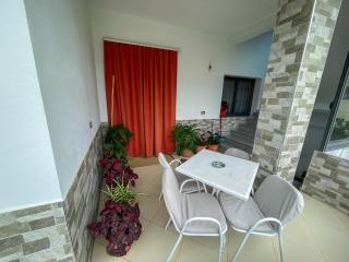 Zeluna Beach Apartment - Golem - 1