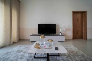 Chic 1BR Apart-hotel Golf View in Address Golf Resort Marassi - 1