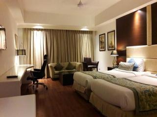 Hotel Plutos Vasant Kunj - Neu-Delhi - 9