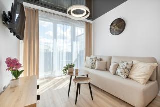 Elegant & Modern Apartments with Water View by Noclegi Renters - Danzig - 8