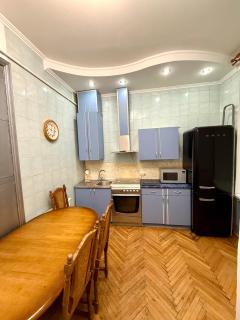 Apartments on Rynok Square - Lviv - 9