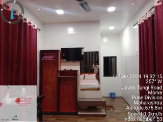 the Heart Of Heaven Mountain View Queen Size AC Bedroom - Āmbavna - 7