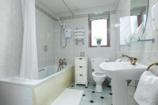 The Derg Arms B&B - Castlederg - 2