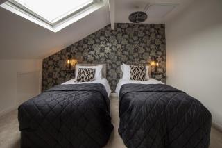 The Rock Retreat Holmfirth - Brockholes - 4