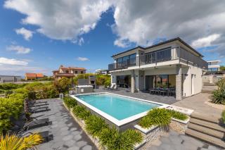 Villa Niko with heated pool, sauna and jacuzzi - Linardići - 0