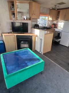 6 Berth Caravan For Hire By The Beach In Heacham, Norfolk Ref 21038C - Heacham - 1