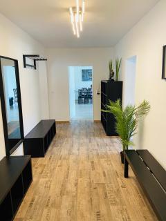 Big Apartment I 4 Rooms I 6 Beds I 120 sqm I Fast Internet - 9
