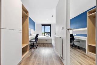Bright & Airy Studio Central Budget-Friendly Stay - 1