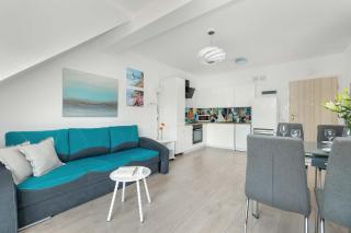 Osiedle Feniks Apartament z Basenem, Siłownią i strefą BBQ blisko plaży w Kołobrzegu by Noclegi Renters - Kołobrzeg - 0
