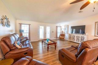 Riverfront Boaters Paradise - Dock w Lifts - Crescent City - 3