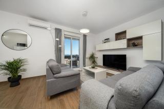 Ferienwohnung Ana mit atemberaubendem Meerblick - Makarska - 0