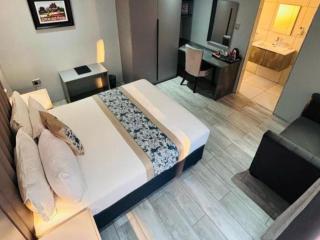 Pula Nala Lodge Bed & Breakfast - Rustenburg - 8