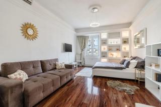 Amora Homes Basilica and Castle view Luxury Suite, Free parking RESERVATION NEEDED - Budapest - 1