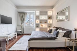 Amora Homes Basilica and Castle view Luxury Suite, Free parking RESERVATION NEEDED - Budapest - 5