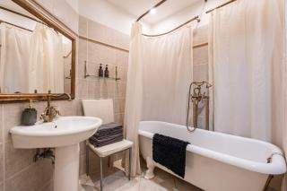 Amora Homes Basilica and Castle view Luxury Suite, Free parking RESERVATION NEEDED - Budapest - 6