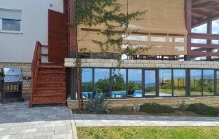 Modern Home With Pool And View - Popovača - 2