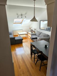 A&M Real Estate - Milladoiro - 7