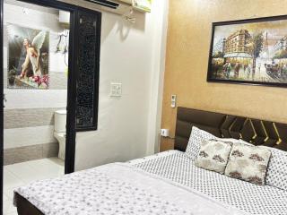 Park View 2BHK in Rohini, New Delhi - Nuova Delhi - 5