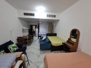 4 beds in a room for group - Abu Dhabi - 0