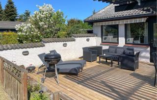 Gorgeous Home In Væggerløse With Wifi - Marielyst - 3