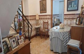 This Sensational 4 bedroom Villa, Ideal Location of Protaras! - Protaras - 2