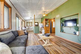 Less Than 1 Mi to Tuttle Creek Lake Cabin with Balcony! - Randolph - 8