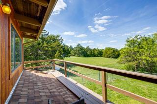 Less Than 1 Mi to Tuttle Creek Lake Cabin with Balcony! - Randolph - 9