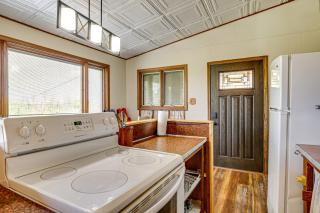 Less Than 1 Mi to Tuttle Creek Lake Cabin with Deck - Randolph - 1