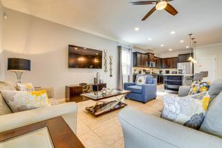 Themed Rooms and Resort Perks Family Kissimmee Home - 3