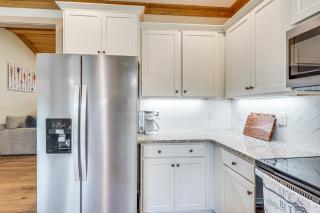 Walk to Lake Gaston Family Home with Yard - Littleton - 3