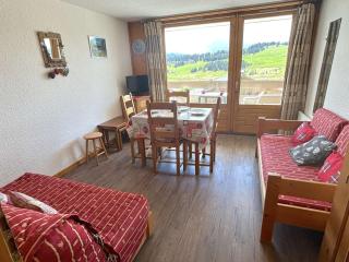 Studio cabine pour 4 personnes avec balcon exposé sud, au cœur des Saisies - FR-1-594-108 - Hauteluce - 0