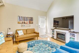 Remote Escape Lake Home with Dock in Sparta! - Sparta - 7