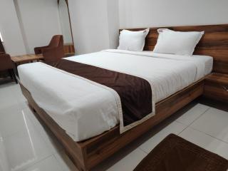 Hotel Varsha Grand - Hyderabad - 7