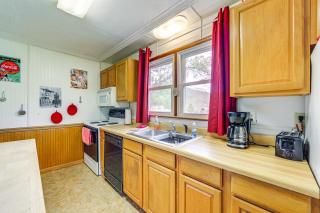 5 Mi to Lake Junaluska Mtn Haven with Deck! - Waynesville - 1